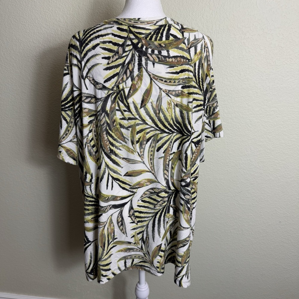 JM‎ Collection Women's Top Blouse Size 2X Short Sleeves Green and Brown Leaves - Picture 3 of 5